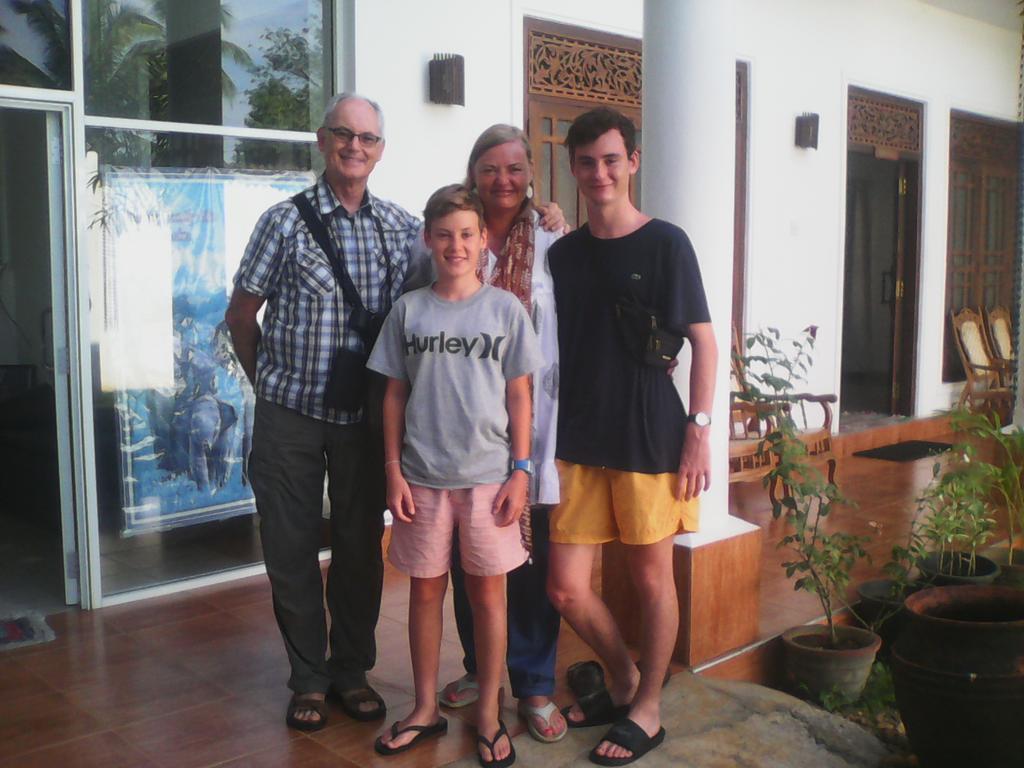 Elephant Reach Villa Pinnawala Пинавала Екстериор снимка
